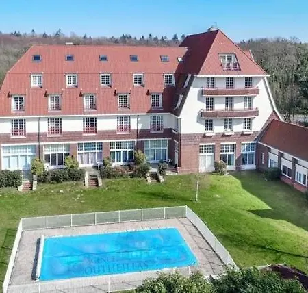 Appartement L'echapee Vue Piscine - Piscine - Parking *