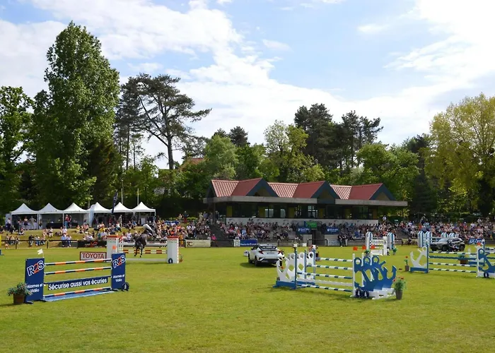 L'echapee Vue Piscine - Piscine - Parking Apartment